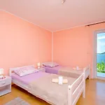 Apartment Barisa *
